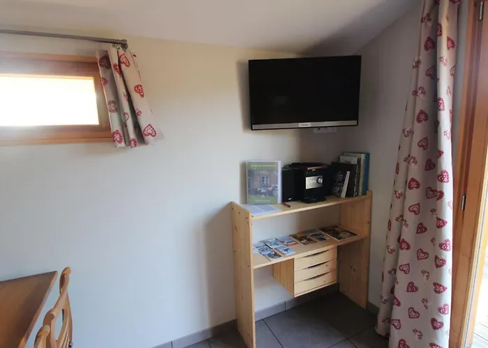 Romantique Avec Terrasse, Confort Moderne, Proche Activités Nature Et à - Fr-1-589-41