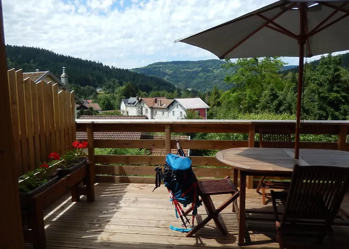 Casa vacanze Romantique Avec Terrasse, Confort Moderne, Proche Activités Nature Et à - Fr-1-589-41